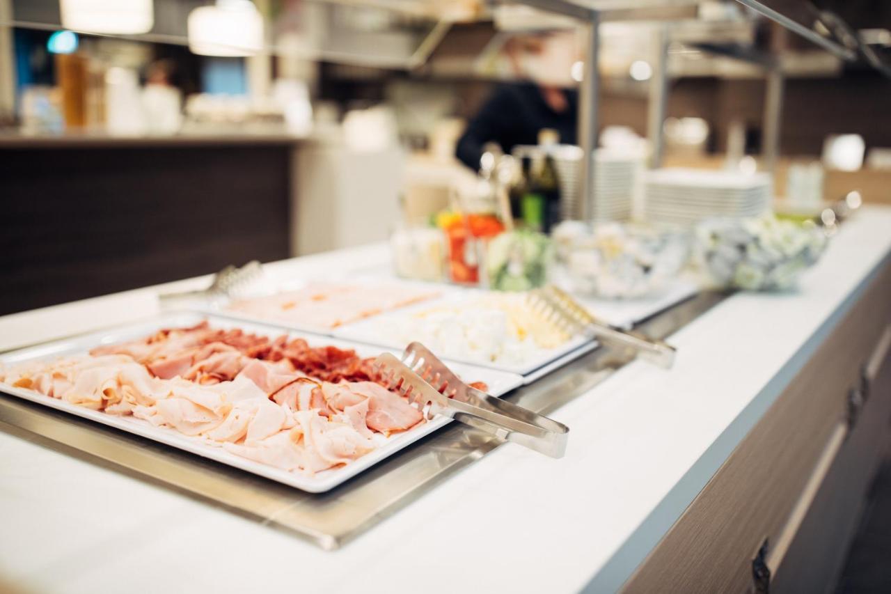 Harry'S Home Telfs Hotel & Apartments エクステリア 写真